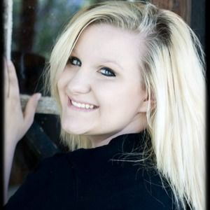 Meet your Posher, Candi